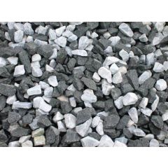 Black Ice Chippings 20mm  25kg bag